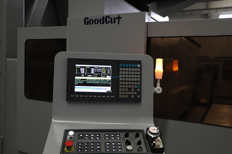 GC1325-5 Machine de Routeur CNC, pour moule de Sculpture en mousse de pierre et de bois avec broche à 5 axes