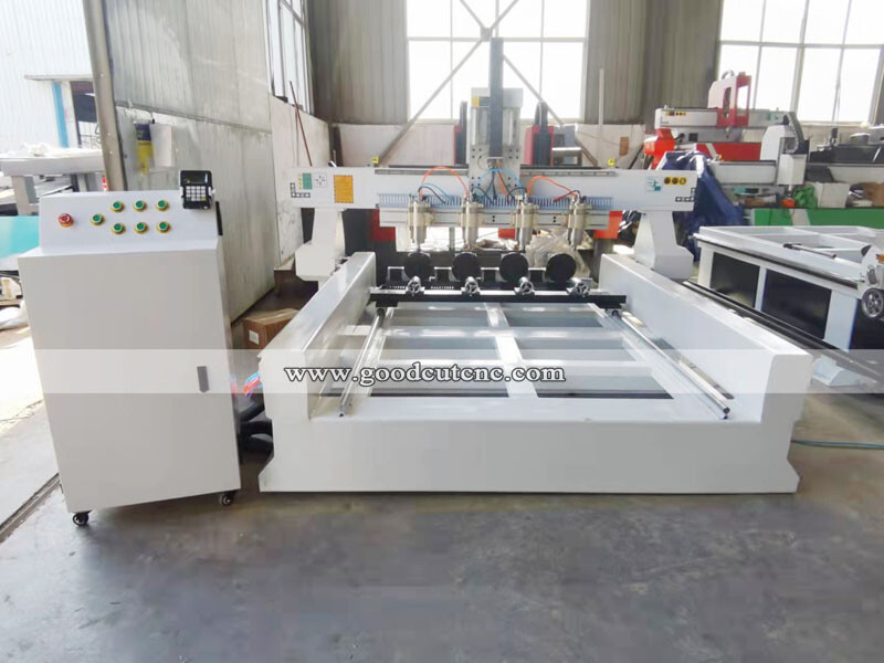 Routeur CNC pour bois multi-broches GC-4R avec 4 broches et 4 dispositifs rotatifs pour pieds de table de mobilier
