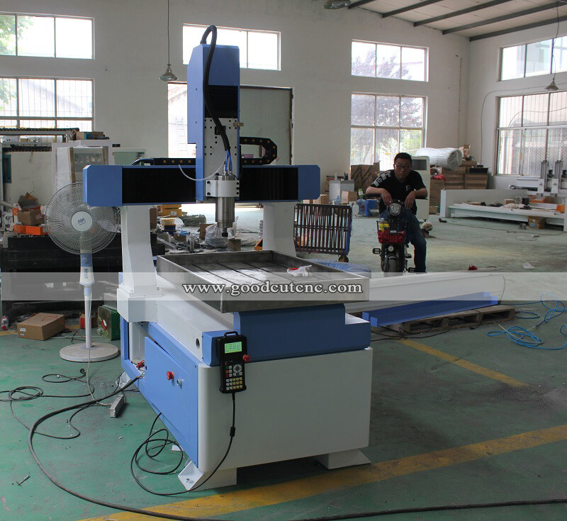 GC6090 GC6040 Machine à graver compacte à commande numérique : Idéale pour la production de petites séries et l'éducation