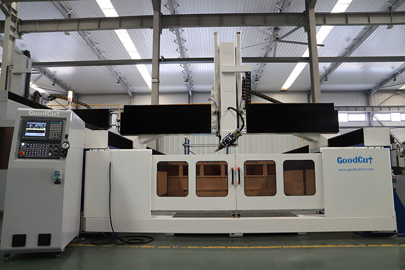 GC1325ATC-4 Routeur CNC de grande taille à cadre solide à 4 axes, avec broche ATC tournante
