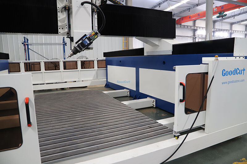 GC1325ATC-4 Routeur CNC de grande taille à cadre solide à 4 axes, avec broche ATC tournante