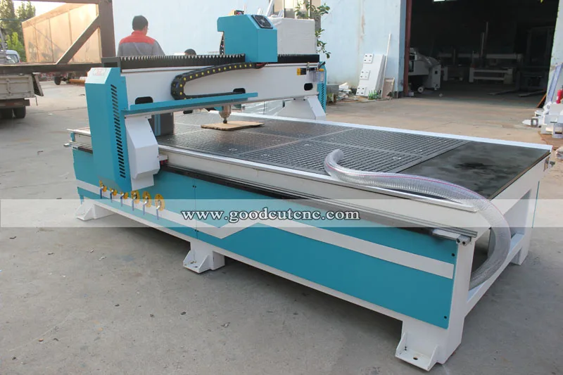 GC1325V 1325 Routeur CNC Pour bois avec table d'adsorption sous vide de grande vitesse