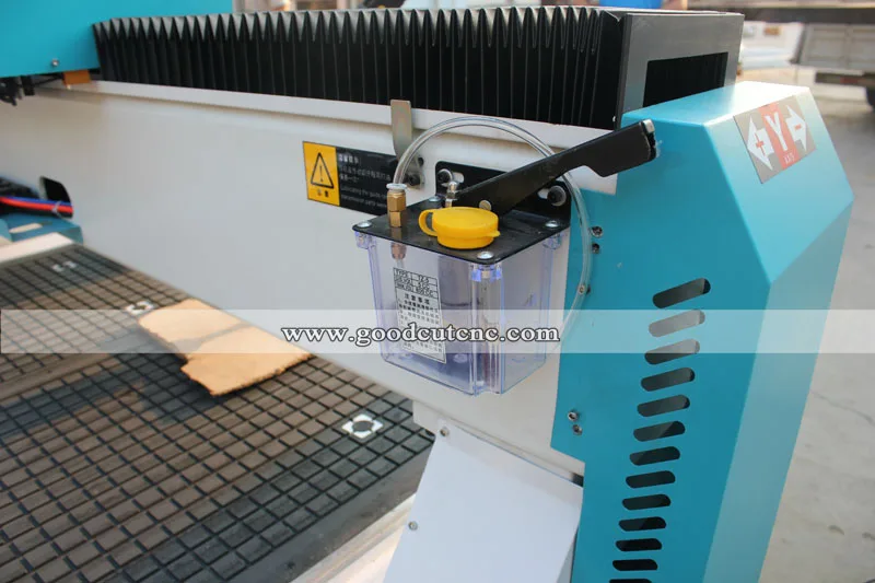 GC1325V 1325 Routeur CNC Pour bois avec table d'adsorption sous vide de grande vitesse