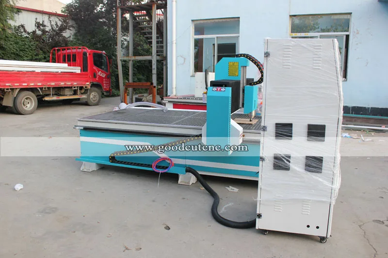 GC1325V 1325 Routeur CNC Pour bois avec table d'adsorption sous vide de grande vitesse