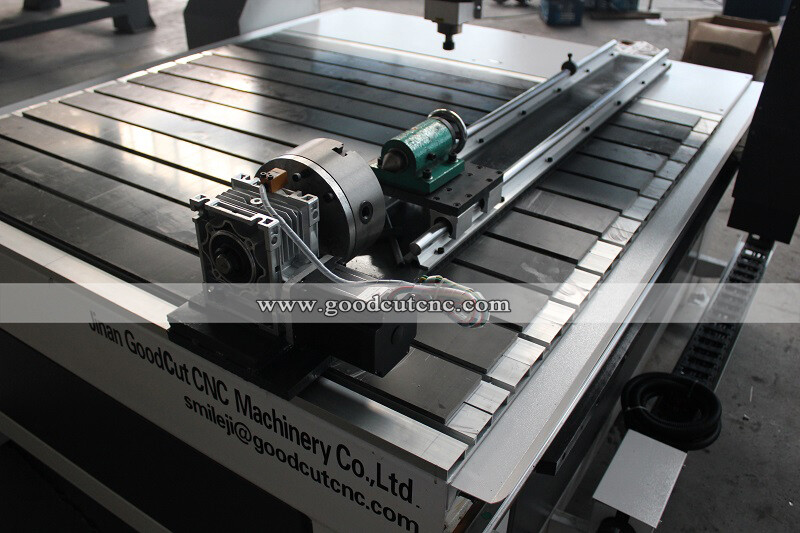 GC1212TR GoodCut Fraiseuse CNC de 1200*1200*200mm  à 4 axes avec dispositif rotatif pour acrylique MDF PVC et Bois