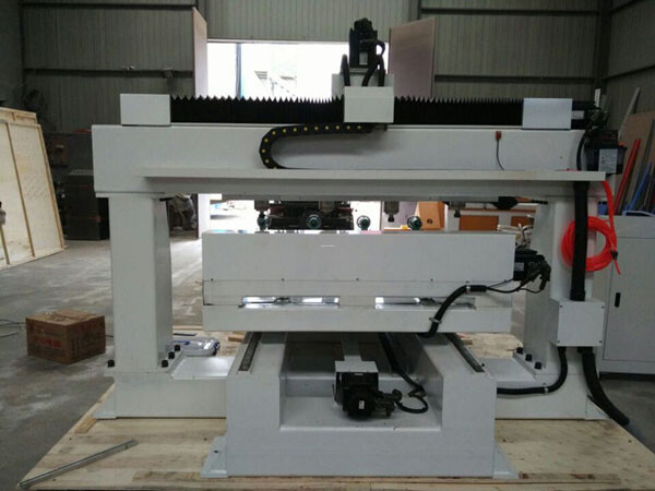 GC1225-4R Routeur CNC 3D de 4 têtes rotatives, 4 axes, 4 broches pour pieds de chaise et de table en bois