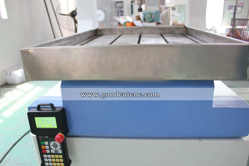 GC6090 Mini machine de routeur CNC à table mobile avec lit en fonte pour bois en aluminium