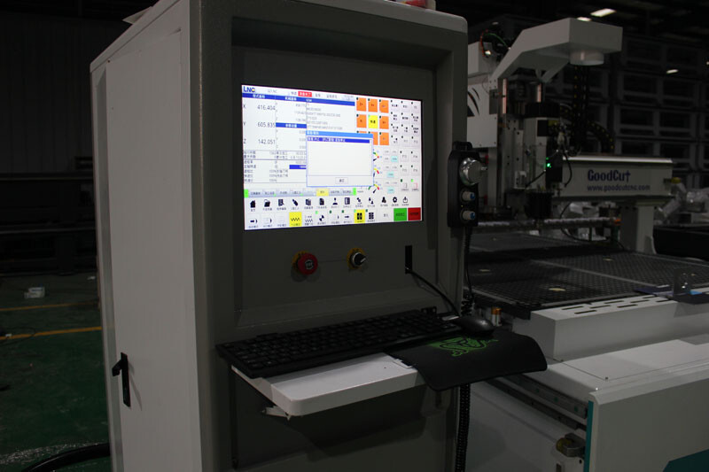 GC1325ATC New Design Automatic Tool Changer CNC Router Machine3.jpg GC1325ATC New Design Automatic Tool Changer CNC Router Machine3.jpg