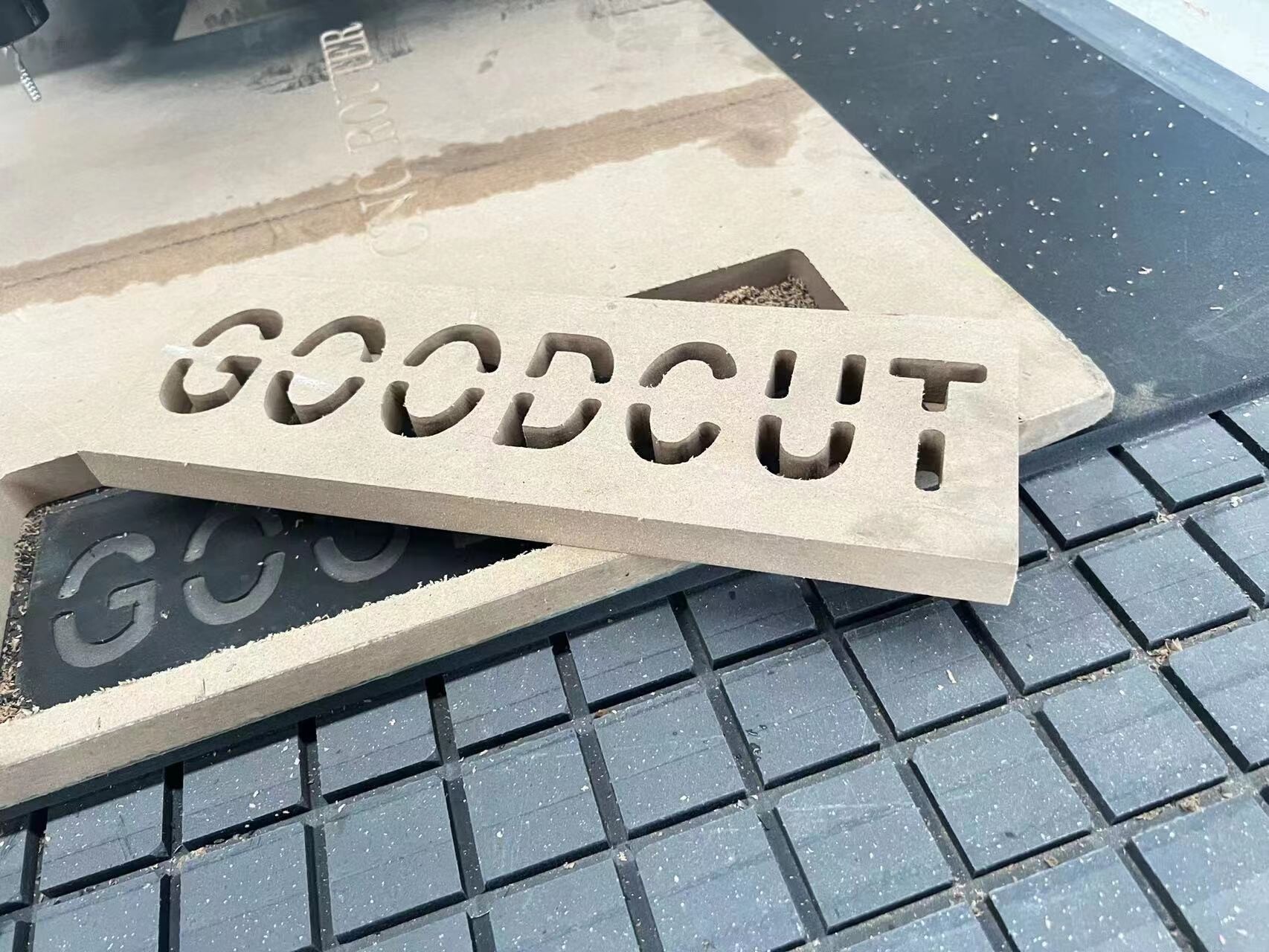 GC1325ATC New Design Automatic Tool Changer CNC Router Machine8.jpg GC1325ATC New Design Automatic Tool Changer CNC Router Machine8.jpg