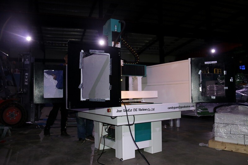 GC4040M GC6060M Fraiseuse CNC à vis de meulage de haute précision pour moule en aluminium de cuivre