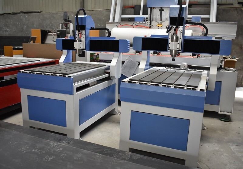 GC6090 GC6040 Fraiseuse CNC de petite taille 600*900mm pour la gravure et coupe du bois 