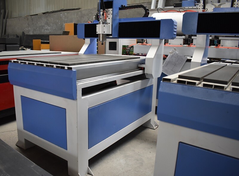 GC6090 GC6040 Fraiseuse CNC de petite taille 600*900mm pour la gravure et coupe du bois 