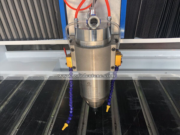 GC1325S-P Machine Routeur CNC de commande numérique par ordinateur à grande vitesse pour la coupe de marbre de pierre avec la lame