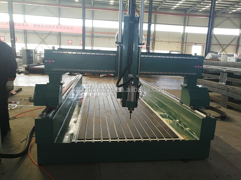 GoodCut GC1325-4 Axis 3D Machine Router CNC avec Broche de Sciage Pivotante pour Gravure de Mousse