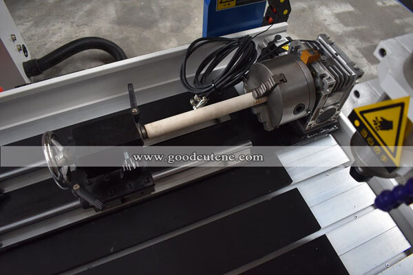 Mini Fraiseuse CNC 6090 de type bureau pour le travail du bois