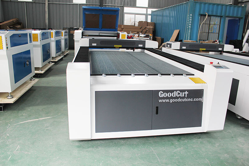 GC1325L Machine de découpe et de gravure laser CO2