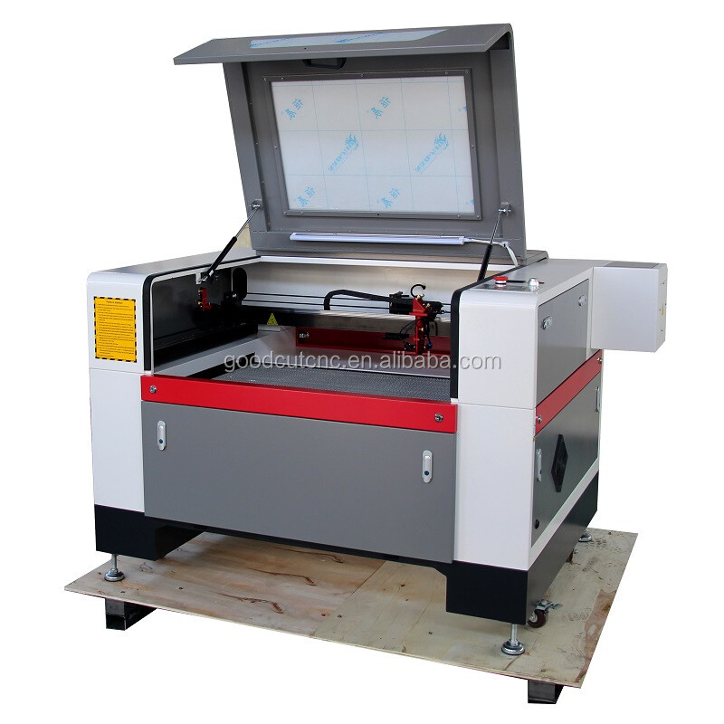  GC6090L Machine pour couper et graver le bois de tissu le plastique acrylique MDF au laser CO2 