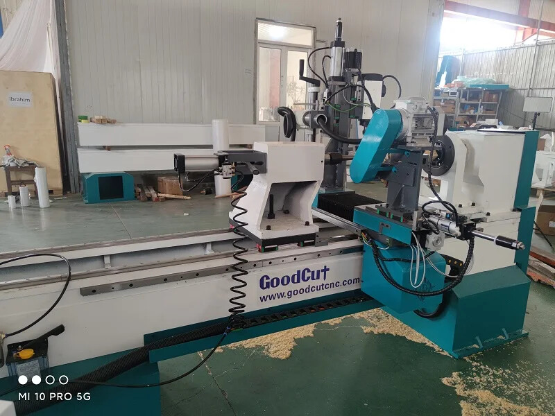 GC1530WL-S Tour à bois de haute qualité avec broche de gravure pour le travail du bois