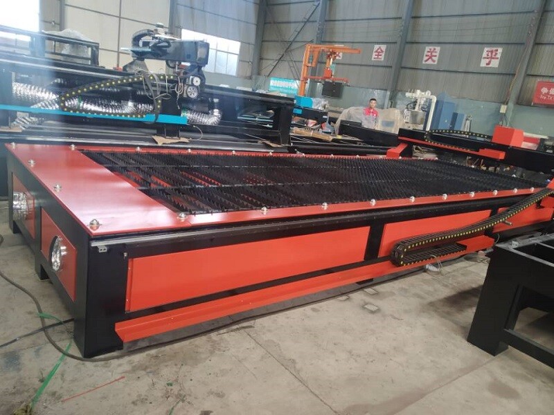 GC2060P Découpeuse de plasma de commande numérique par ordinateur de grande taille de 1500*6000mm 2000*4000mm 2000*6000mm 