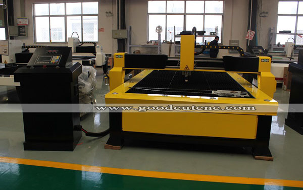 GC1530P Découpeuse CNC de plasma de la taille 1500*3000mm 2000*4000mm 2000*6000mm pour le métal 