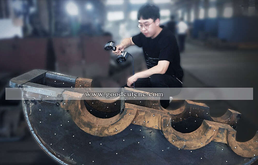 Scanner 3D portable Einscan HX hybride au laser bleu et avec source de lumière LED