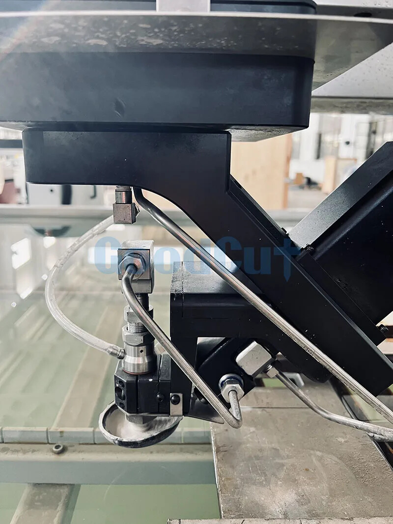 GC4020WJ-5A Machine CNC de découpe au jet d'eau pour la découpe de verre, de pierre et de métal