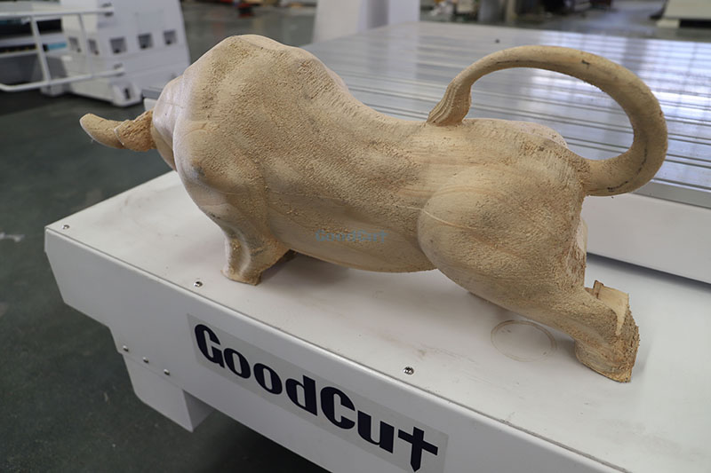 Routeur CNC 5 axes ATC de haute gamme pour travaux de gravure sur bois, pierre, moules et aluminium