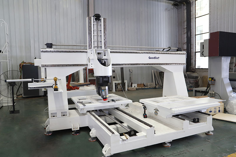 GC1325D-5 Machine de routeur CNC ATC à 4 Axes et 5 Axes pour accoudoir et dossier de chaise avec adsorption de bande