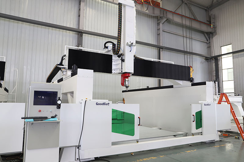 GC2040 - Machine de fraisage CNC à 5 axes pour le bois, la mousse, l'EPS, la pierre et l'aluminium