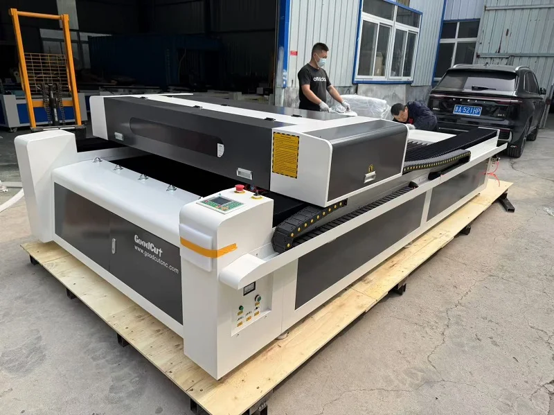 Machine de gravure et de découpe laser CO2 Métal et non-métal