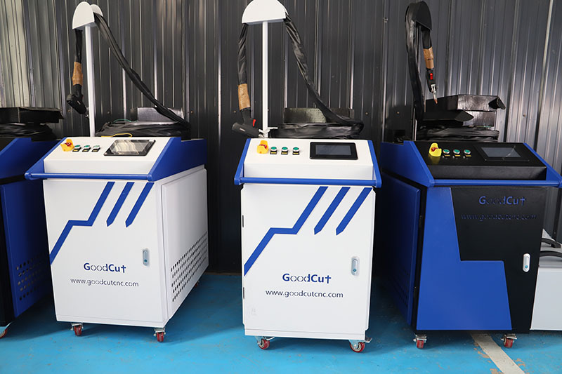GC-WCC 4 in 1 New Design Laser Welding Cutting Cleaning Machine (machine à souder et à découper au laser)