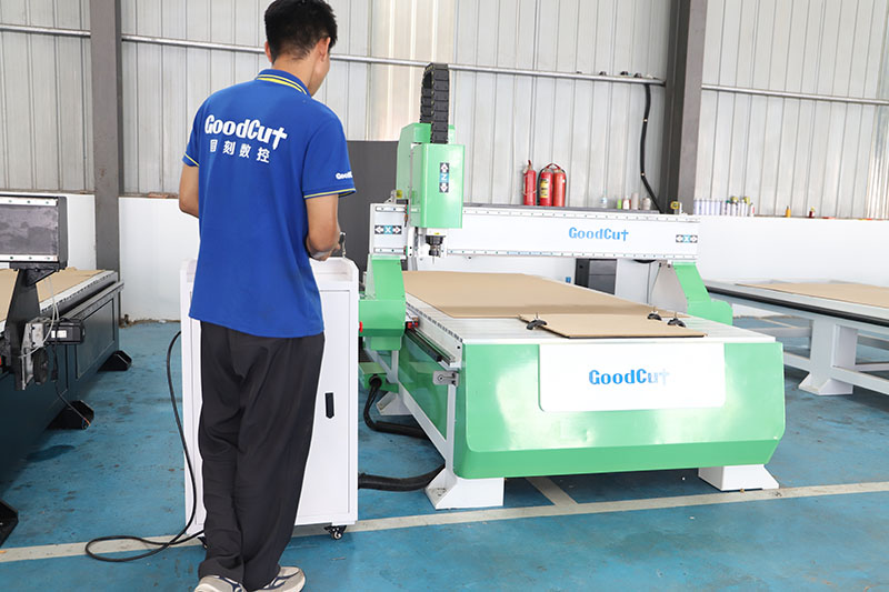 GC1325 wood router (14)