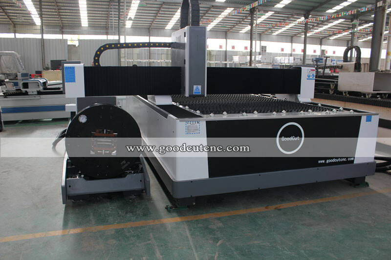 GC1530FR Machine de découpe laser à fibre avec toupie pour la découpe de plaques et de tubes