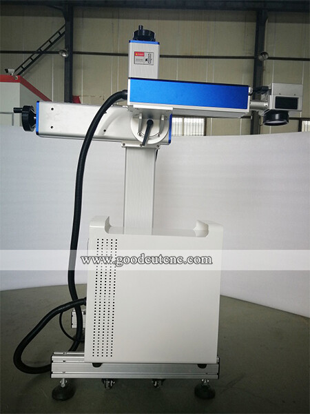 Machine de marquage volante pour convoyeur à bande