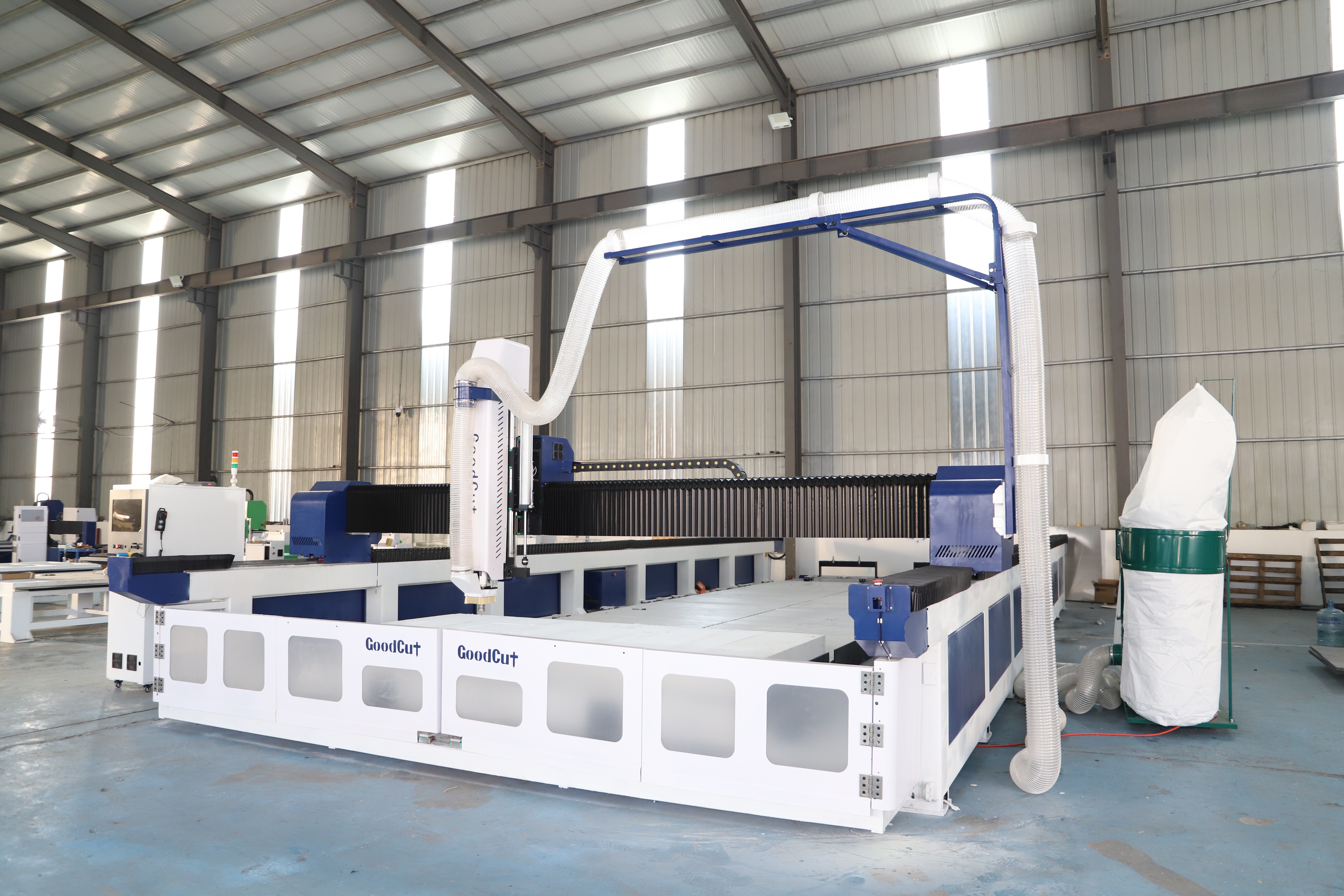 GC3012ATC Machine CNC à changement d'outil automatique de 12 mètres pour le travail du bois, de la mousse et du polystyrène expansé (EPS)