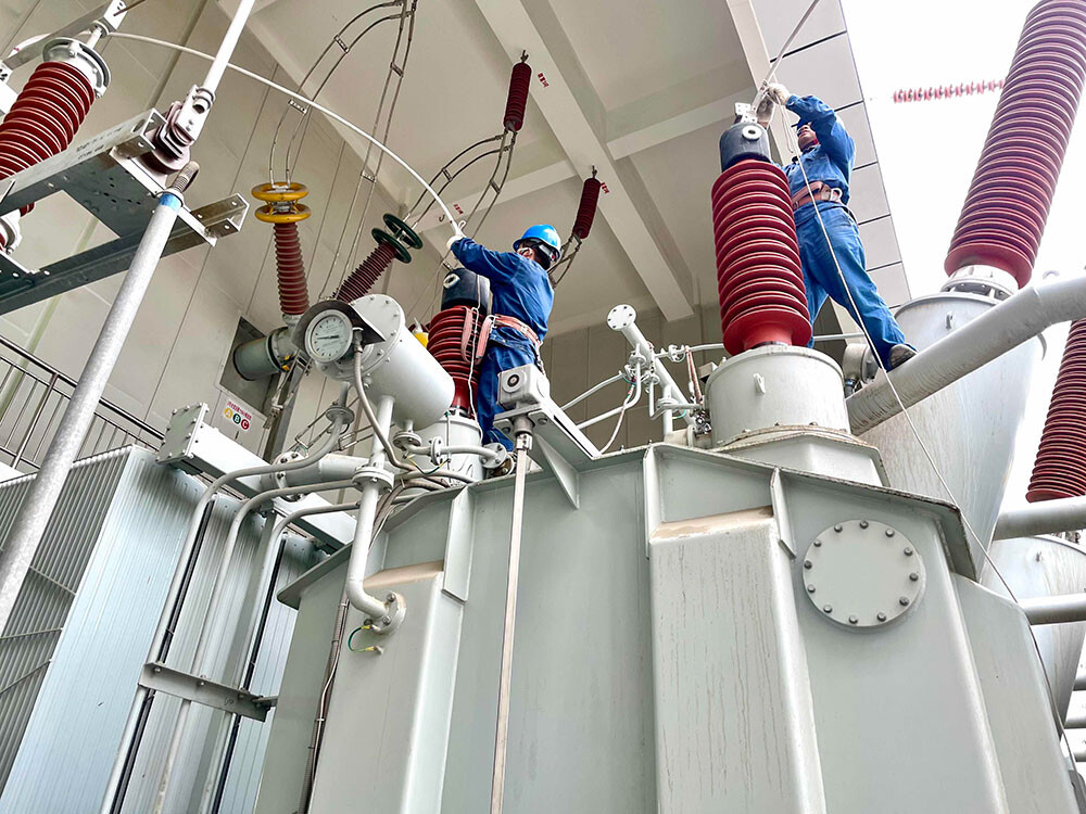 The definition of dry-type power transformer