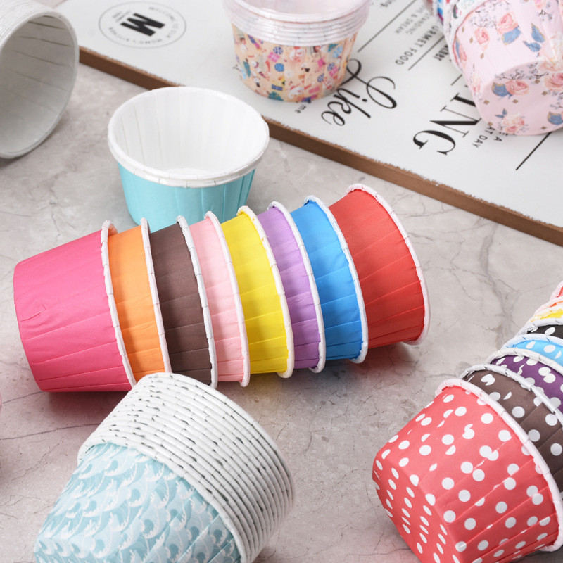 Unprinted coated paper rolls at the sales outlet can be printed in multiple colors to make different