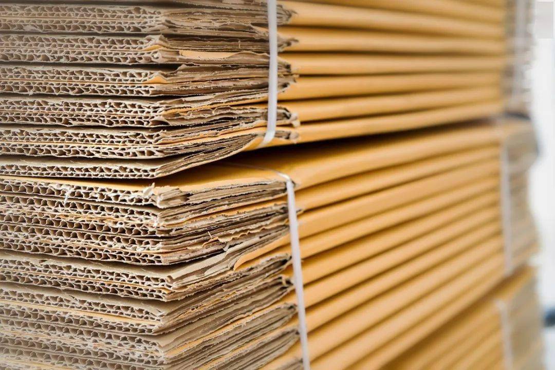 Corrugated cardboard five-layer blank cardboard 180*175