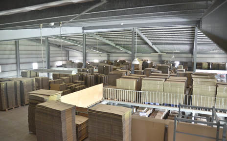 Customized corrugated aircraft box three-layer special hard packing box clothing packaging box e-com