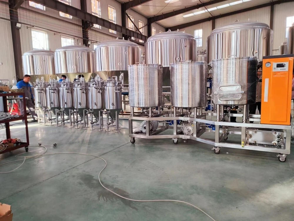 Sistema de elaboración de cerveza experimental de 100 litros