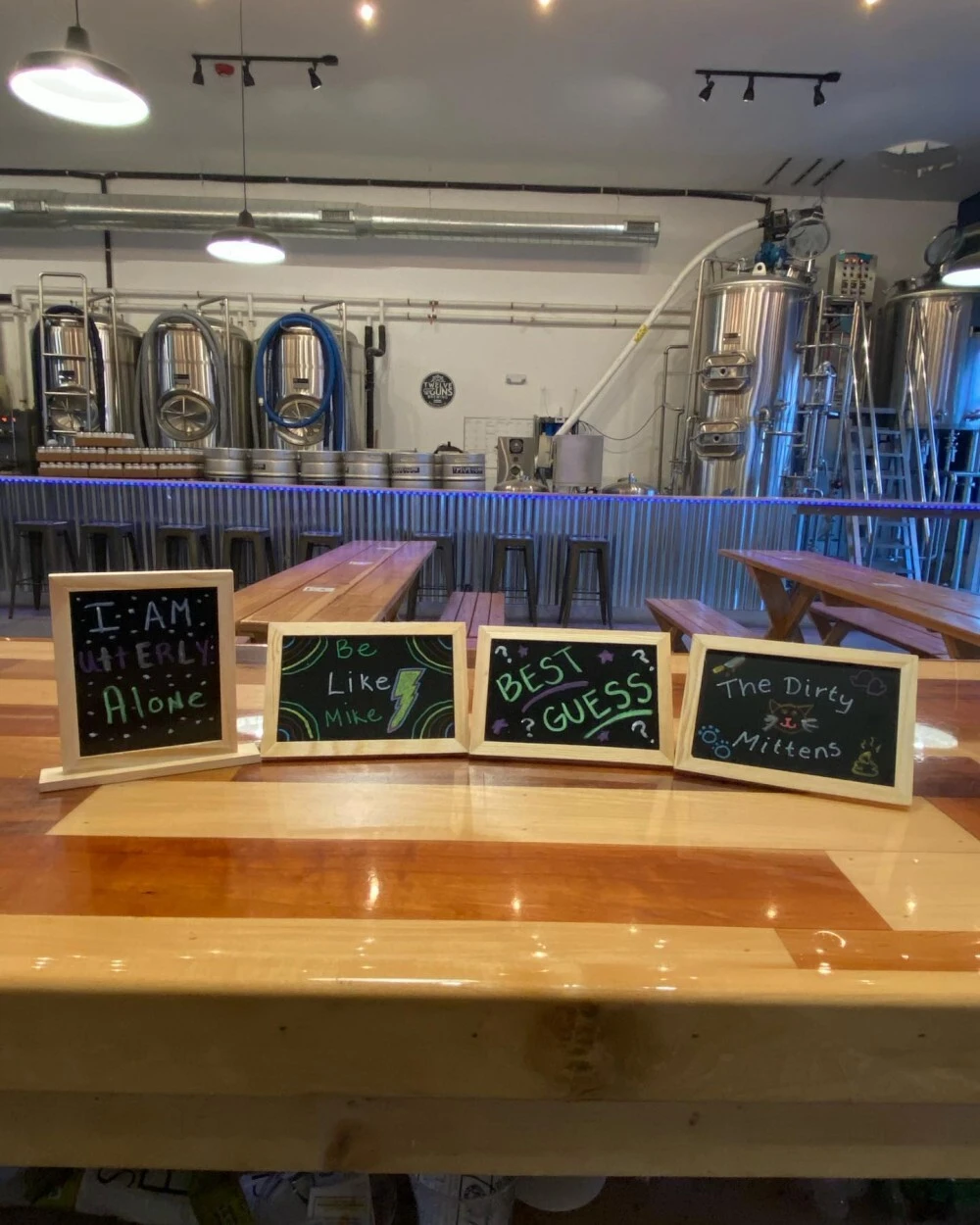 Sala de cocción de 5BBL con 2 tanques y 3 recipientes