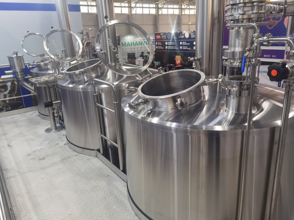 Equipo de elaboración de cerveza de 3 recipientes 1000L totalmente automático