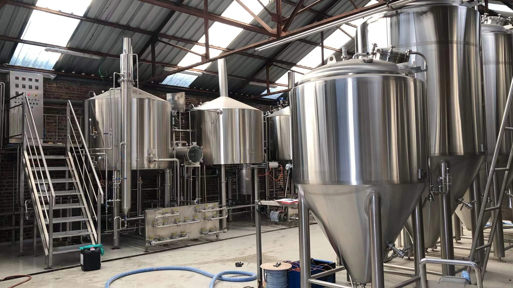 Sistema de sala de cocimiento semiautomático de 2000L