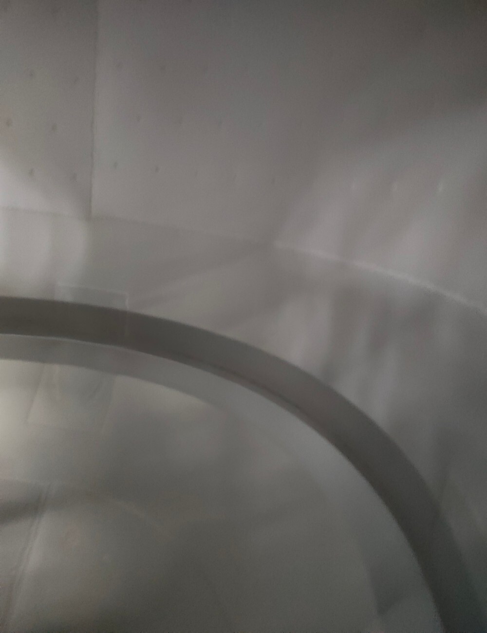 Cuve verticale à bière brillante