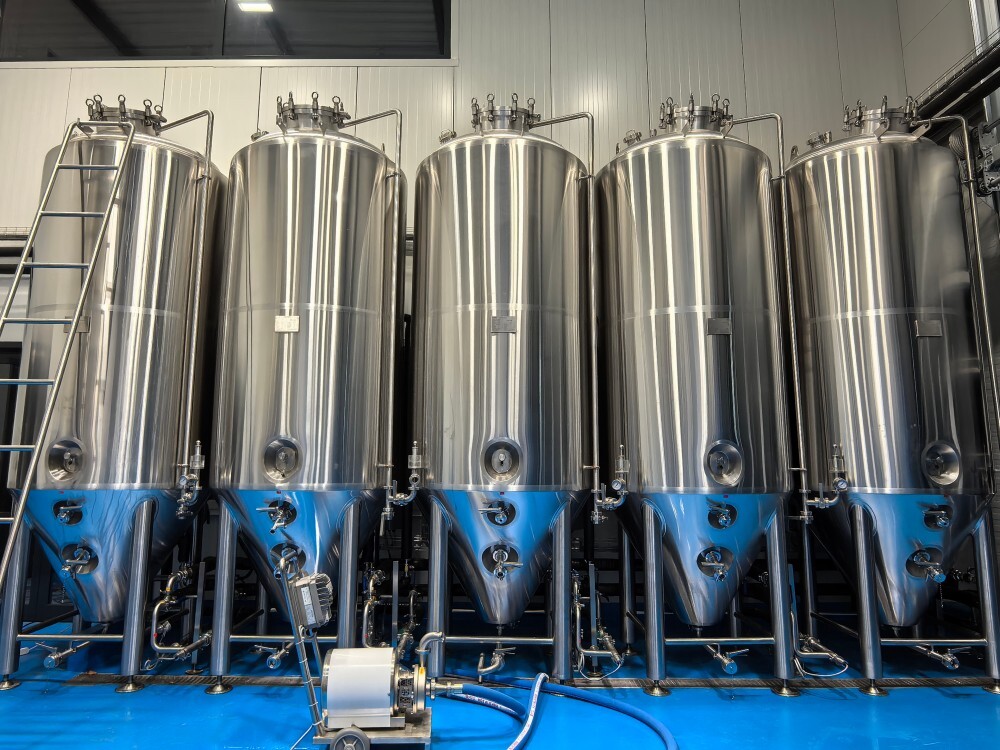 Cuve de fermentation conique