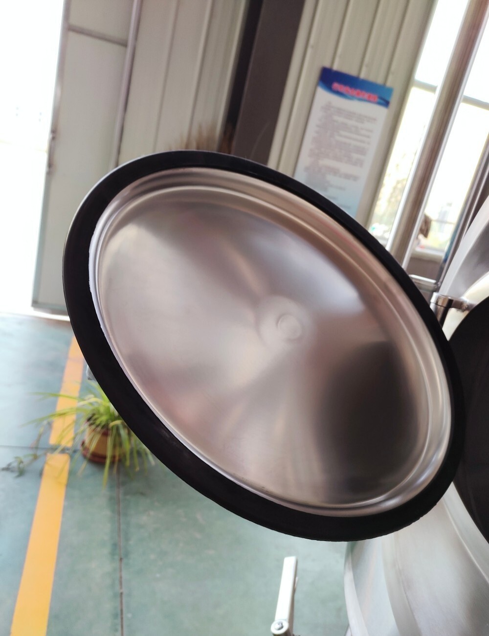 Vertikaler Klar-Biertank