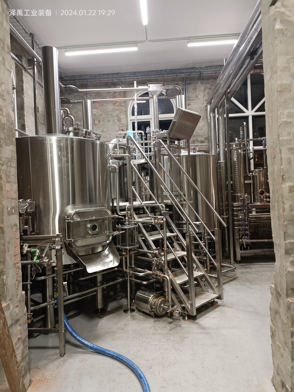 1000L Bierbrauanlage halbautomatisch gesteuert