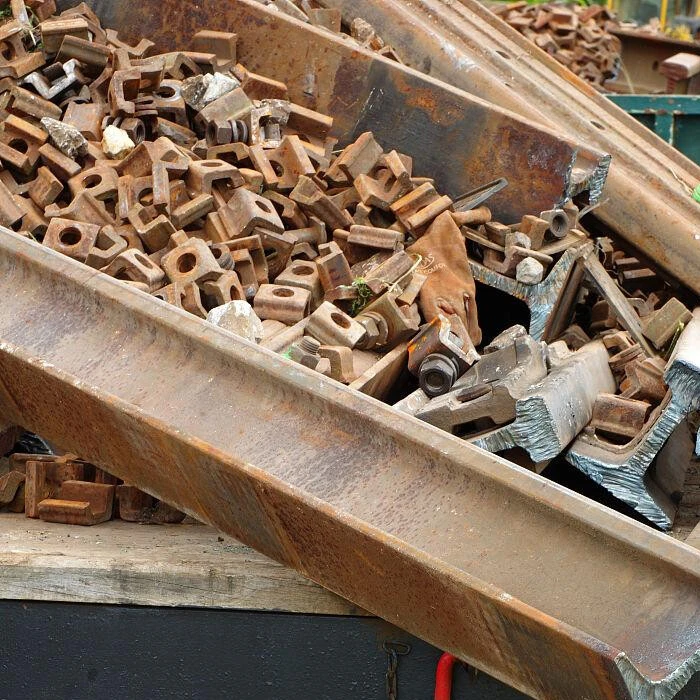 Scrap rails
