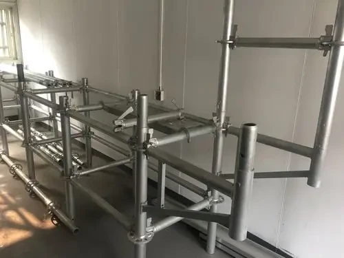 Standard cup lock