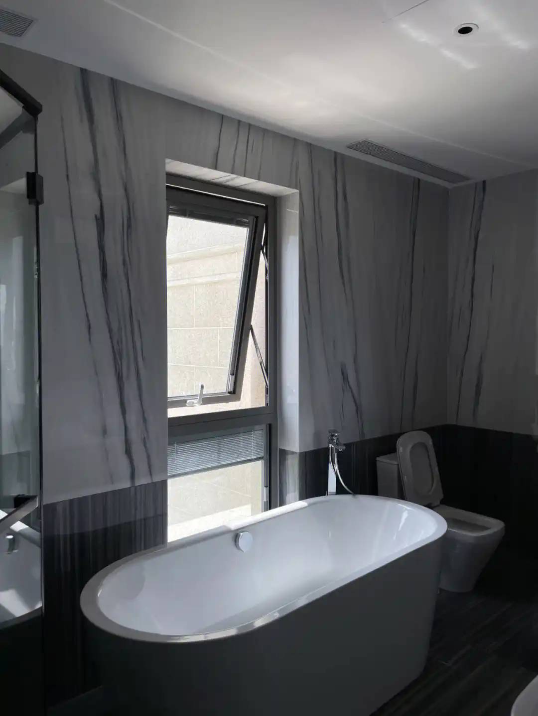 焕新-焕彩PLUS （外开/外开上悬窗）